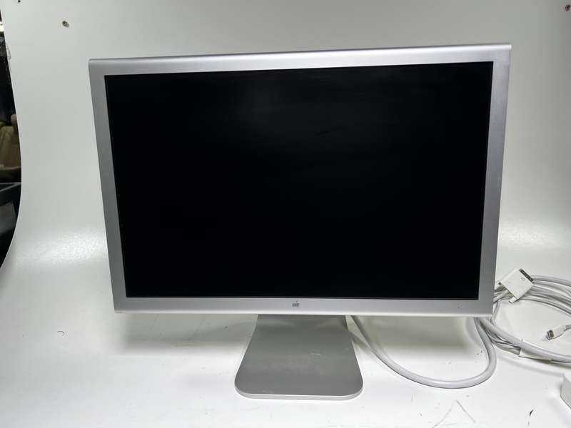 Apple cinema display monitor