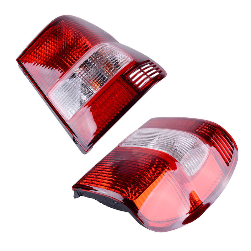 Pair Fit For Mitsubishi PAJERO IO Shogun Pinin MONTERO Rear Lamp Tail Light Lamp