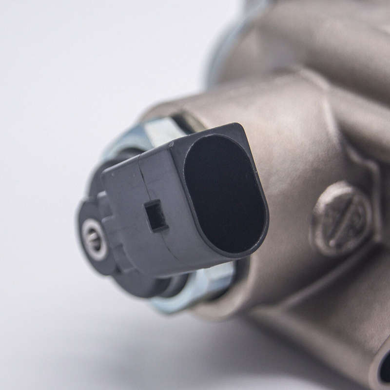For AUDI VW A3 A4 2.0T FSI BPY High Pressure Fuel Pump 06F127025M 06F127025K