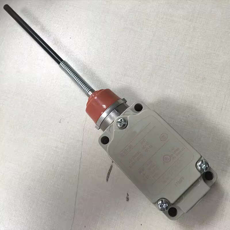 1PC New 8LS3JH For 8LS3-JH Limit Switch Travel Switch