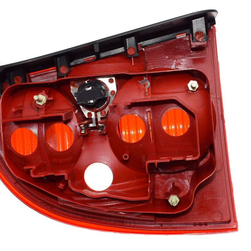 New Right Rear Tail Light For VW Passat Saloon 2001 02 03 04 2005 3B5945096AE