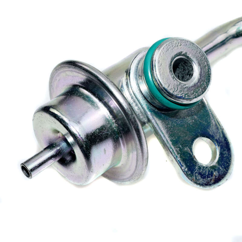 New Fuel Pressure Regulator For Daewoo Lemans Cielo GM 96184228 217-2177 PR28