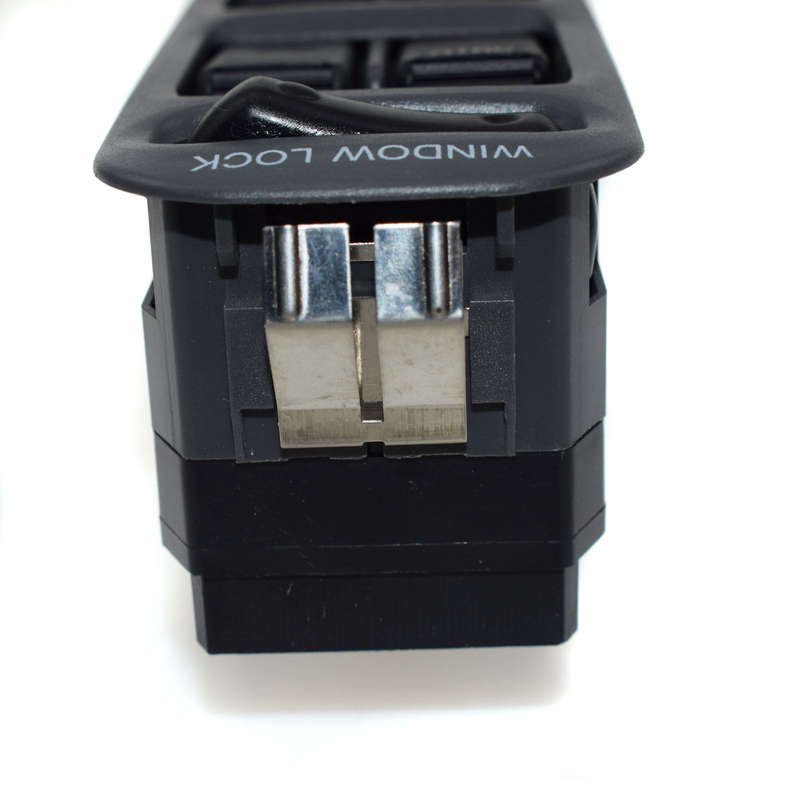 New Window Master Switch For Chevrolet Tracker Suzuki Vitara 37990-75F00 99-04