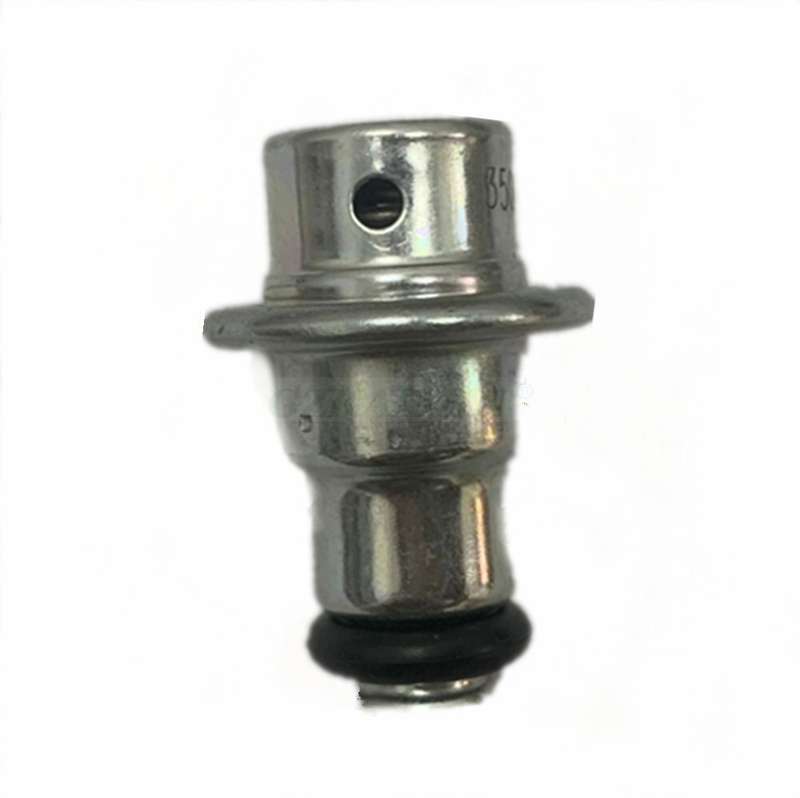 Fuel pressure regulator 23280-22010 Fits For Chevrolet Pontiac Toyota 1998-2012