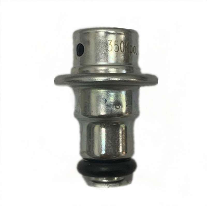 Fuel pressure regulator 23280-22010 Fits For Chevrolet Pontiac Toyota 1998-2012
