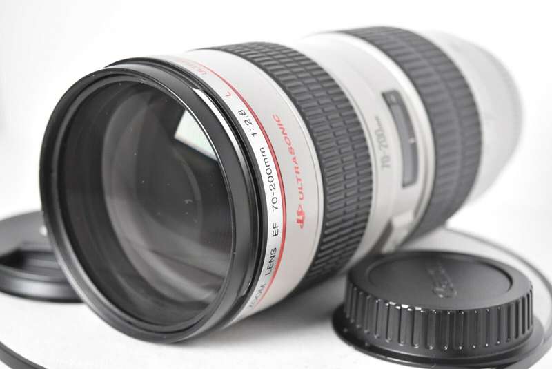 Canon EF 70-200mm f/2.8L USM Telephoto Zoom Lens for SLR Cameras