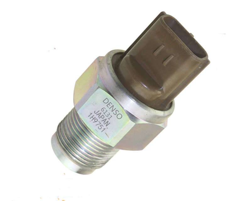 Fuel Rail Pressure Sensor 499000-6131 For Nissan Navara D40 Pickup NP300 2.5 DCI