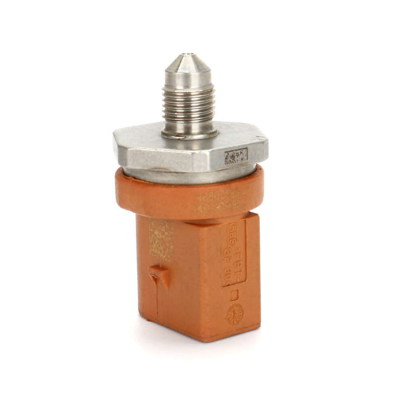 Fuel Pressure Sensor For AUDI A3 2006-2009 A4 2005-2010 A5 2010-2013 TT 2007-10