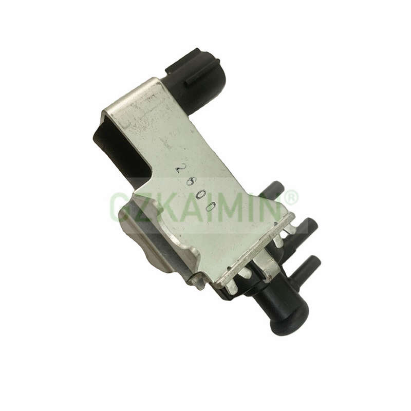 25819-33010 For Toyota Land Cruiser vacuum booster regulator 1998-2007