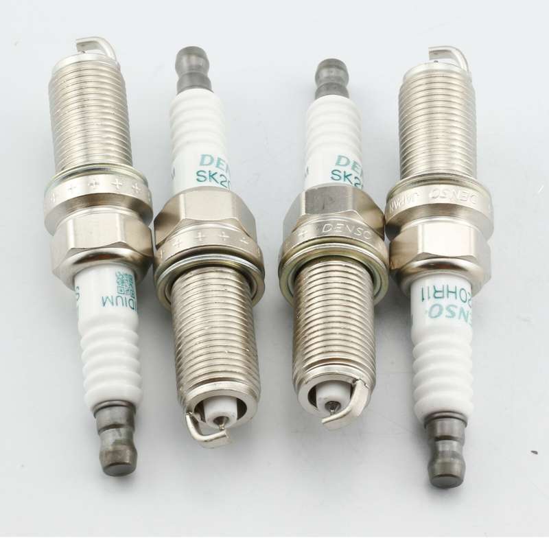 4Pcs New DENSO 90919-01191 SK20HR11 For Toyota / Lexus V8 Spark Plugs