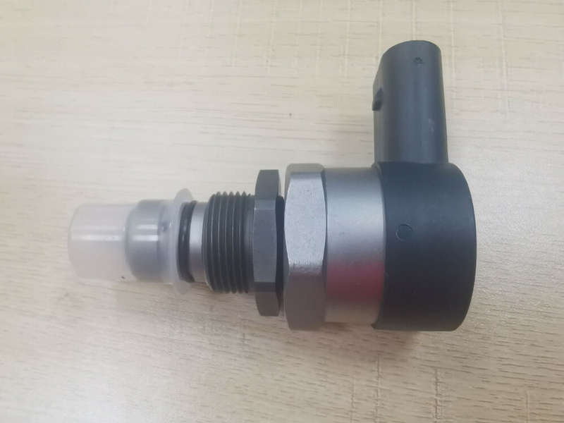 Genuine BOSCH 0281002949 PRESSURE CONTROL VALVE REGULATOR FOR BMW