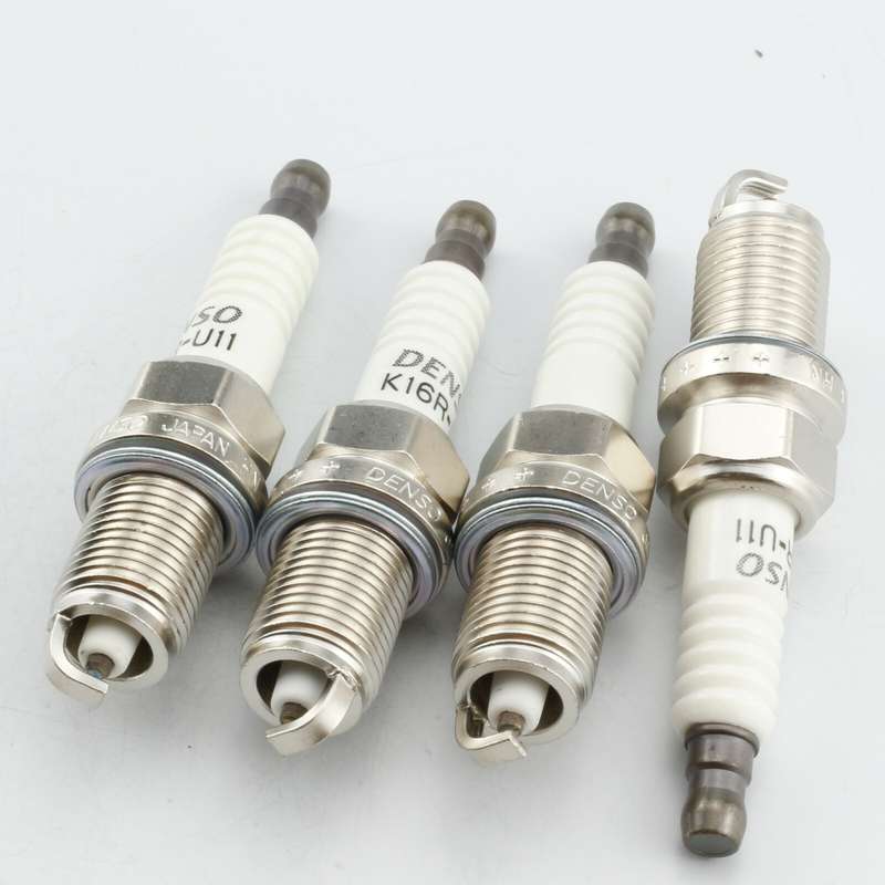 4 x New Denso K16R-U11 Spark Plug 90919-01164 for Toyota Celica MR2 Paseo Tacoma