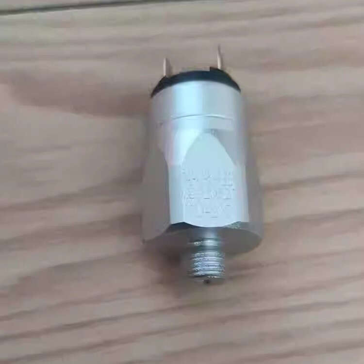 1PC New Pressure Switch For DAHASYSTEMS ML010120 ML020120