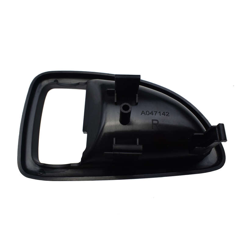 New Front Passenger Inside Door Handle Trim Black for Uplander Montana SV6 05-09