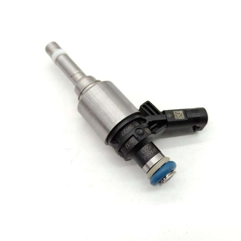 4x Fuel Injectors For Volkswagen BEETLE CC EOS PASSAT PASSAT CC TIGUAN JETTA2.0T