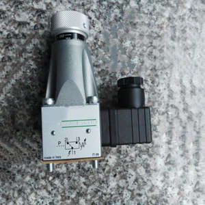 1PCS New For ISO IPN-350/E Pressure Relay Switch IPN-350 E Pressure Relay