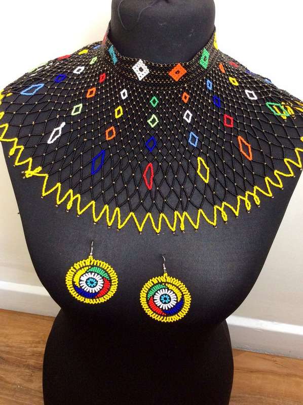 (FREE SHIPPING) ZULU Beaded Tuttleneck over the shoulder layered necklace
