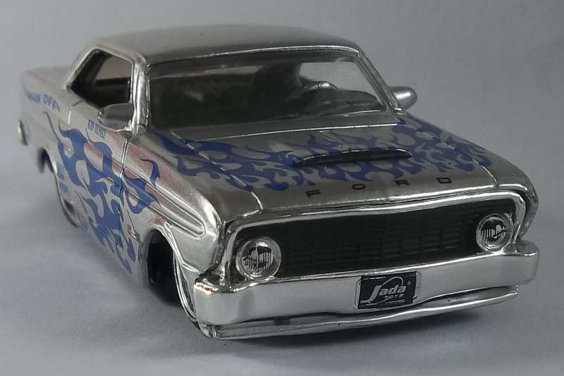 Jada Toys 1964 Ford Falcon Similar scale to Matchbox bigger than 1/64 Rubber tyres low rider