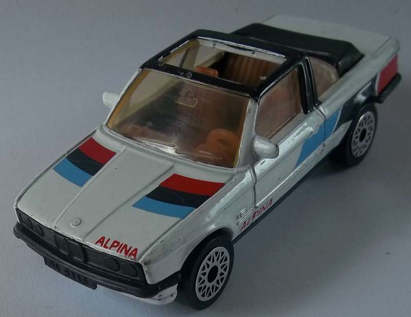 Matchbox BMW 323i Cabriolet 1985 Vintage Model car near mint made in Macau