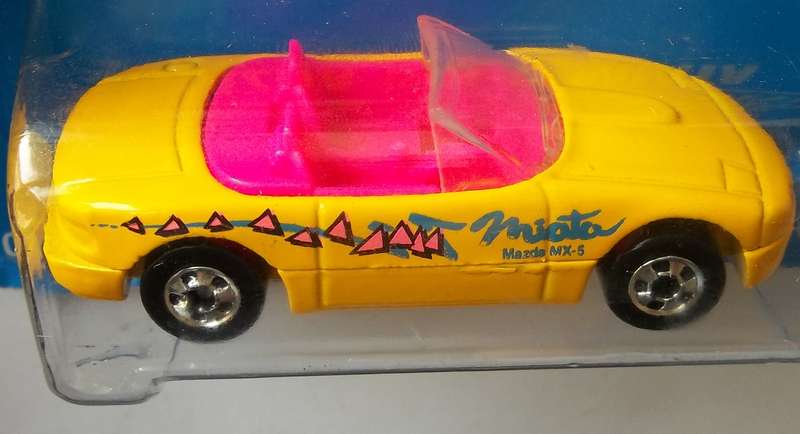 1990 Hot Wheels Mazda MX 5 Miata Like Matchbox 1:64 HOTWHEELS VINTAGE SEALED MODEL