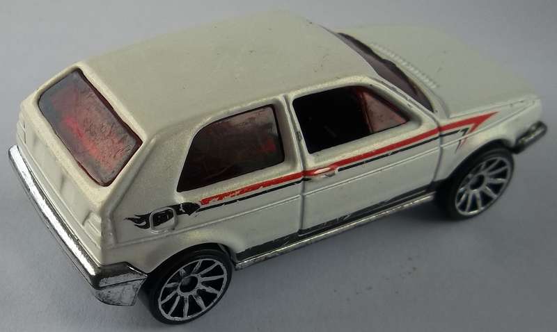 Hot Wheels Volkswagen Golf GTi HOTWHEELS Like Matchbox scale Post 2010 White
