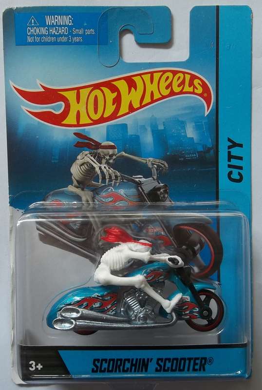 Hot Wheels Scorchin' Scooter Motorbike HOTWHEELS Similar scale to Matchbox BOXED