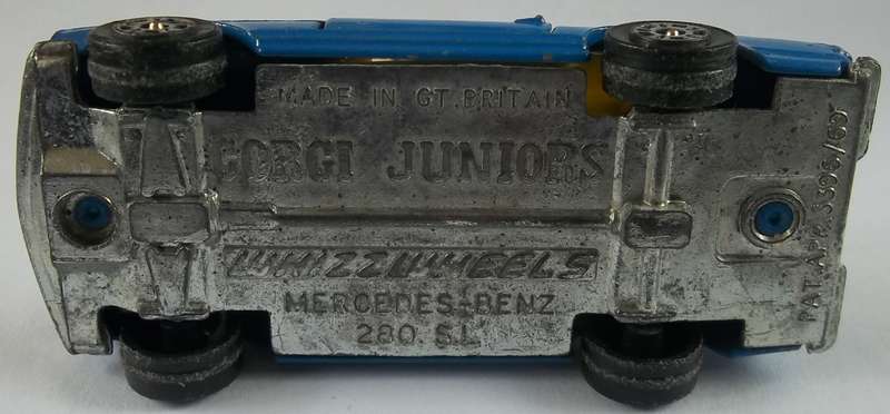 1/64 Scale Corgi Juniors Whizzwheels Mercedes Benz 280 SL Made in England 1970s VINTAGE