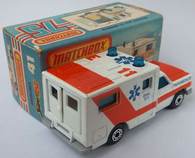 MATCHBOX Lesney Superfast #41 Ambulance BOXED Made in England Die cast Model