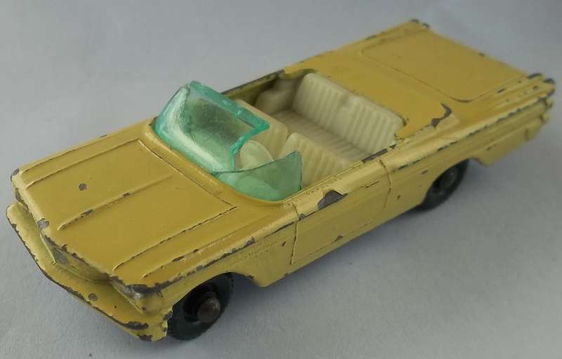 Matchbox Lesney 1-75 Series #39 Pontiac Convertible Made in England Vintage 1959 Model