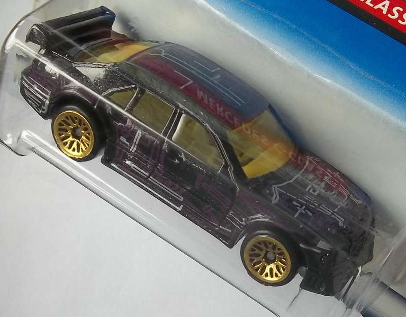 Hot Wheels X-RAY CRUISERS Mercedes C Class 1998 HOTWHEELS Matchbox Boxed Model Car
