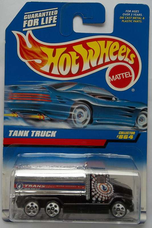 Hot Wheels Tank Truck Made in 1998 HOTWHEELS Matchbox Boxed Model Car
