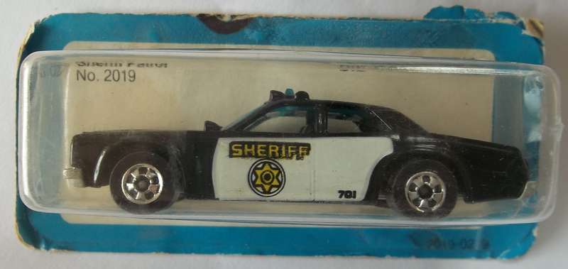 Hot Wheels No. 2019 Police Patrol HOTWHEELS Like Matchbox scale Sealed in Bubble Vintage