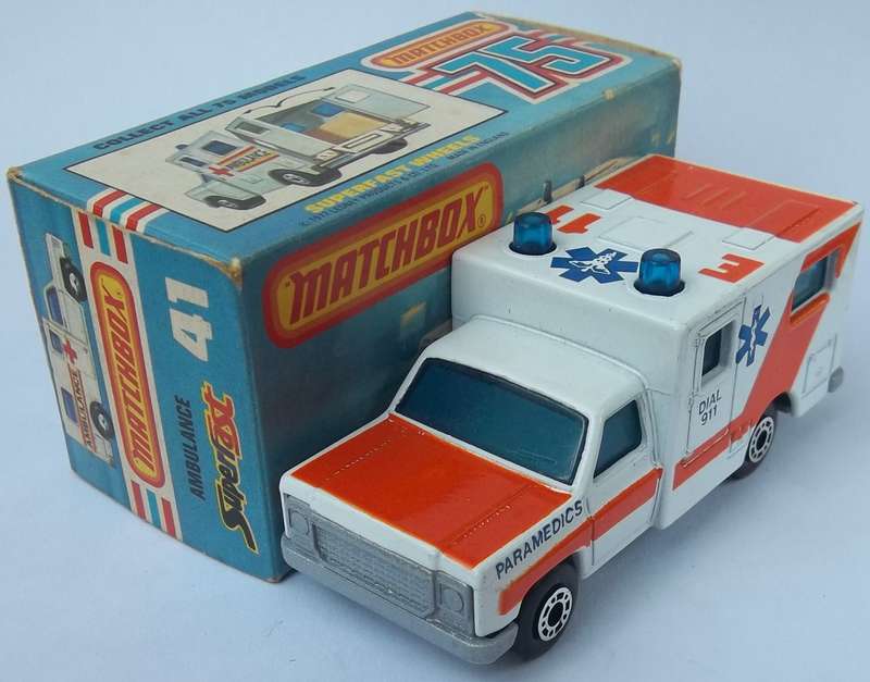 MATCHBOX Lesney Superfast #41 Ambulance BOXED Made in England Die cast Model
