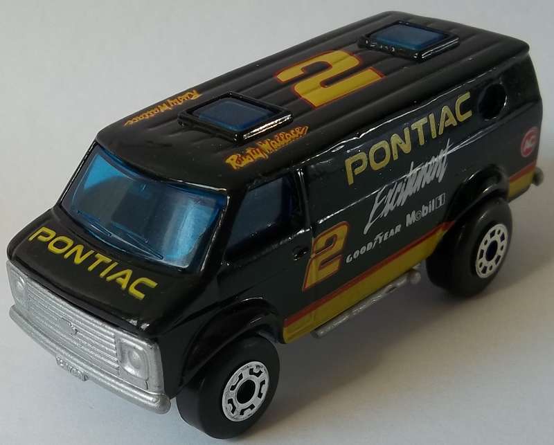 MATCHBOX Team Convoy Limited Edition Set NASCAR Pontiac 3 Models Chevrolet Van BOXED 1992 VINTAGE