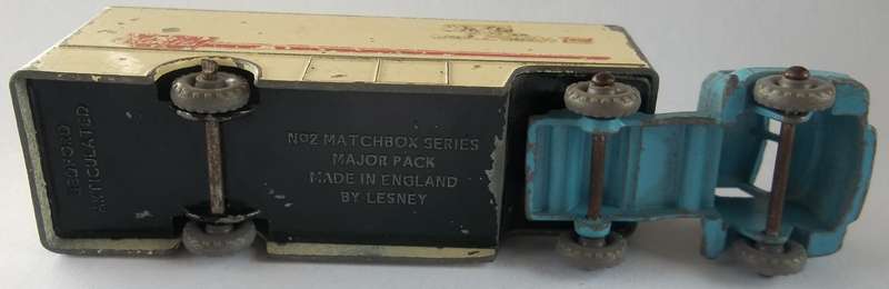 MATCHBOX Lesney 1-75 SERIES REGULAR WHEELS  MAJOR PACK #2 Bedford Articulated Walls Ice Cream 1966