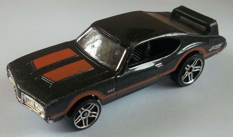 Hot Wheels Collection of 10 Cars MUSCLE CARS Similar scale Matchbox HOTWHEELS