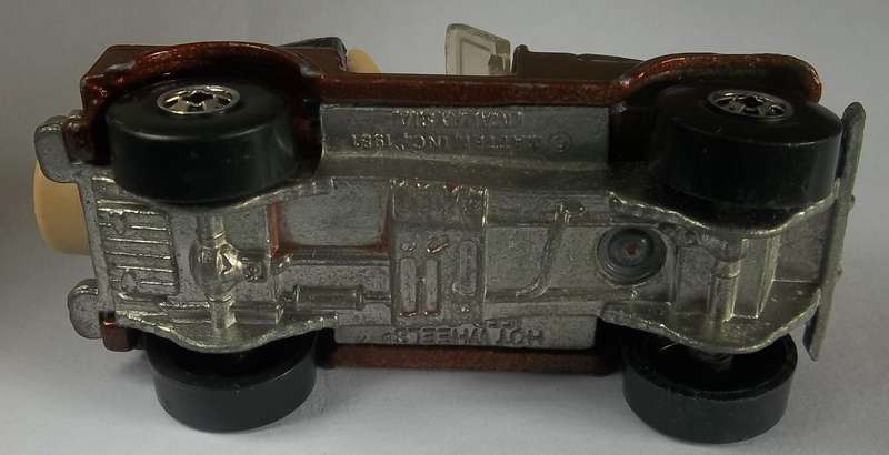 Hot Wheels Jeep Matchbox Scale Model Car Made in 1981 Vinage Model HOTWHEELS