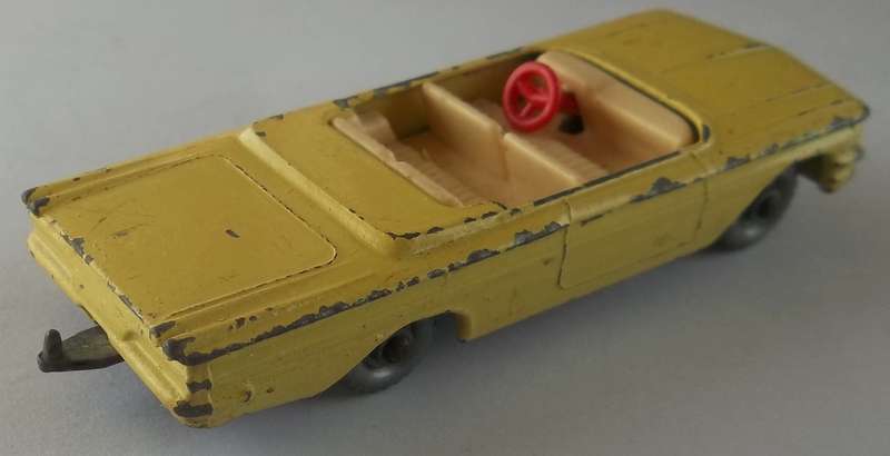 Matchbox Lesney 1-75 Series  #39 Pontiac Convertible SILVER WHEELS / MAROON BASE / RED STEERING