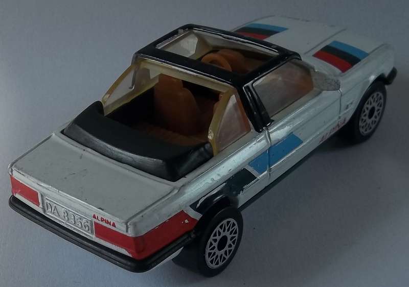 Matchbox BMW 323i Cabriolet 1985 Vintage Model car near mint made in Macau