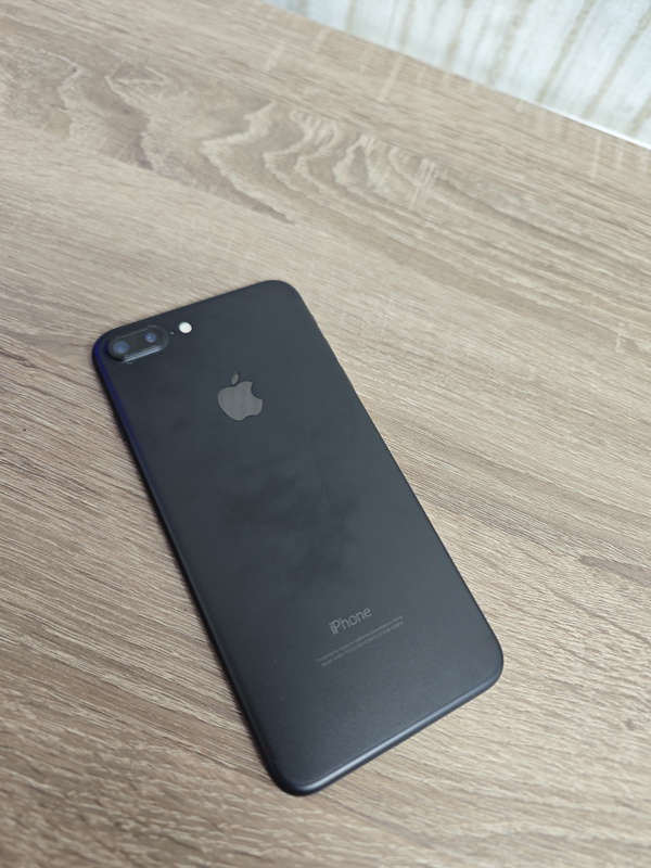 iPhone 7 Plus 128GB Black (Refurbished)