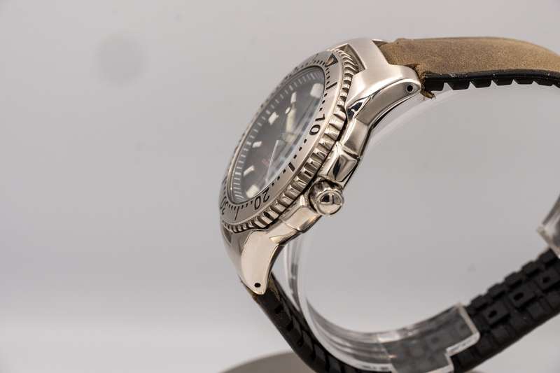 Seiko SKXA49 `Black Knight`
