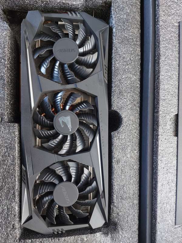 Gigabyte AORUS Radeon RX 5700 XT 8G