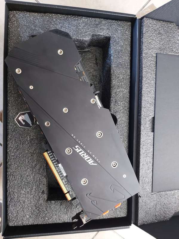Gigabyte AORUS Radeon RX 5700 XT 8G