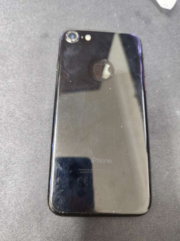 iPhone 7 Jet Black 128GB