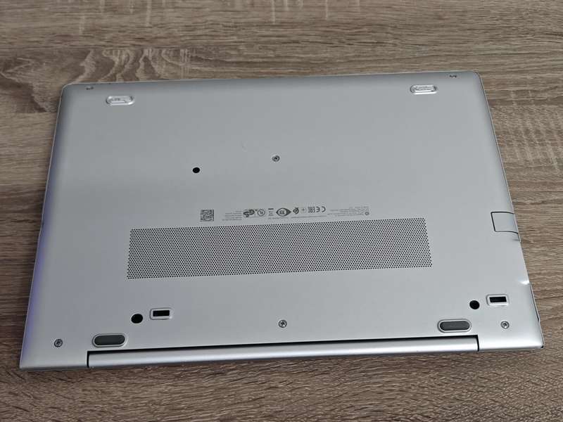 HP EliteBook 840 G5 8TH Gen i7-8650/ 16GB RAM/ 256GB SSD/ LTE / Backlit Keyboard/ Original Charger