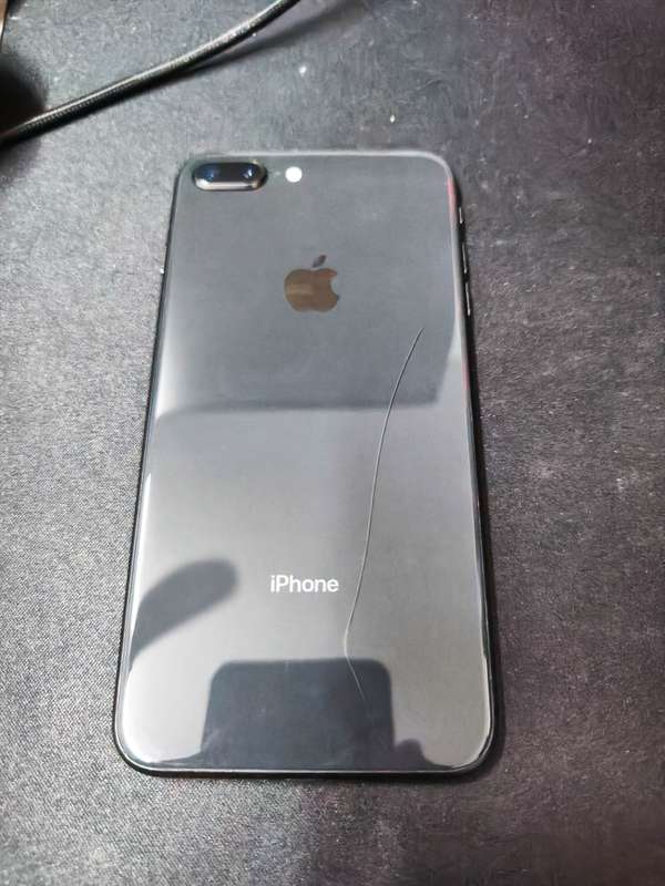 iPhone 8 Plus 128GB BLACK REFURBISHED