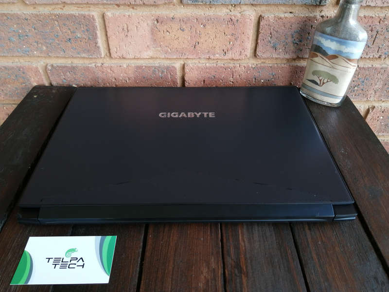 Gigabyte Aero 15X-V8 Extreme Gaming Laptop-*Core i7 8750H, 32GB RAM, 512GB NVMe, GTX1070, 144Hz IPS*