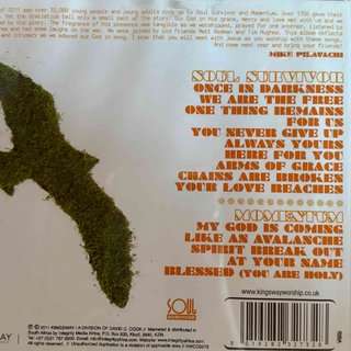 Soul Survivor & Momentum: We Are the Free : CD