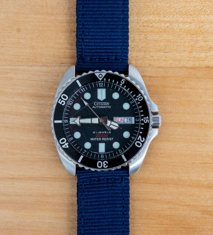 Mens Citizen Automatic Divers Watch 200m 4-S043093 HST Day Date 21 Jewels Dive