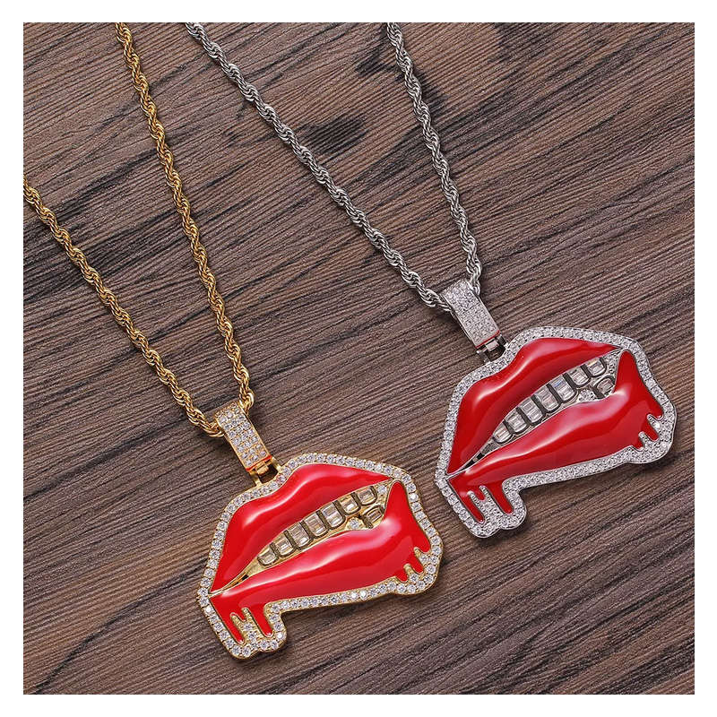 20" Rocky Horror Iced Lips &amp; Zirconia Teeth Pendant (gold)